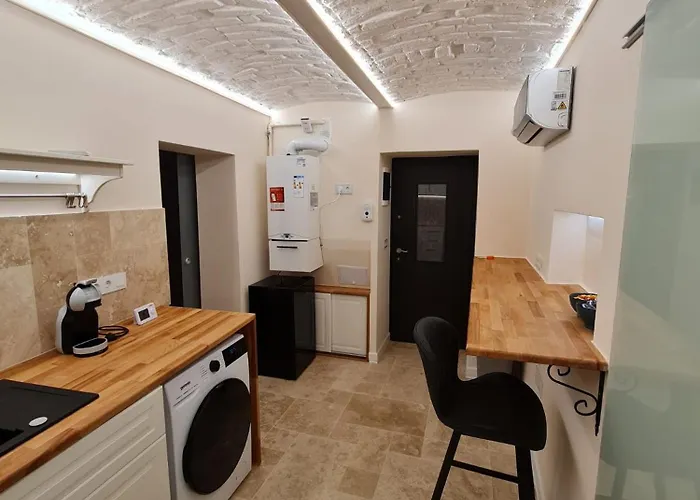 Historical Ultracentral Kaloşvar